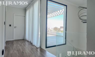 Increible casa en Venta en Barrio Muelles Puertos