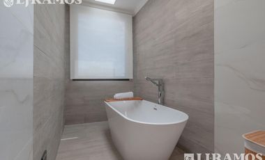 Increible casa en Venta en Barrio Muelles Puertos