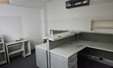 S/piso 200 mts.Amoblado.Calef y a/c propio.Cocina. 2 baños