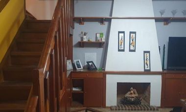 Casa en venta- Camino Centenario