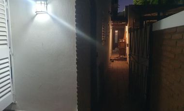 Casa en venta- Camino Centenario