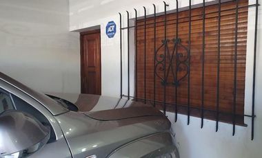 Casa en venta- Camino Centenario