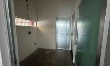 OFICINA ADMINISTRATIVA CON BODEGA EN RENTA, CIUDAD DEL CARMEN, CAMPECHE