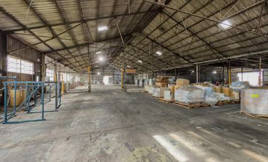 ALQUILER - DEPOSITO - BERAZATEGUI - 2600 m2 PARQUE INDUSTRIAL DUCILO