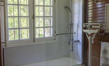 CASA EN ALQUILER EN LA LUCILA DE LIB AL RIO