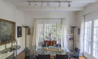 CASA EN ALQUILER EN LA LUCILA DE LIB AL RIO