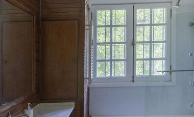 CASA EN ALQUILER EN LA LUCILA DE LIB AL RIO