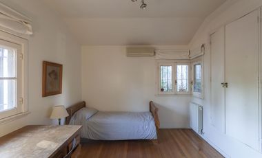 CASA EN ALQUILER EN LA LUCILA DE LIB AL RIO