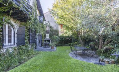 CASA EN ALQUILER EN LA LUCILA DE LIB AL RIO