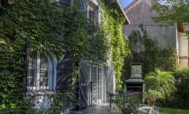 CASA EN ALQUILER EN LA LUCILA DE LIB AL RIO