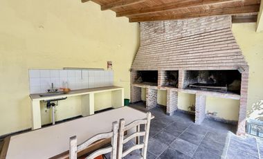 COMPLEJO DE 5 PH IDEAL RENTA EN SANTA CLARA