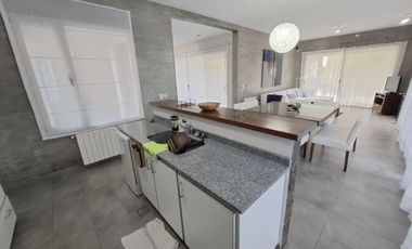 Casa en venta en Pinamar Terrazas Al GOLF