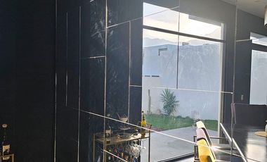 CASA AMUEBLADA EN RENTA SANTIAGO N.L