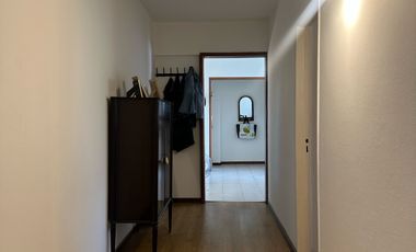 Departamento de 4 ambientes con cochera