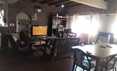 Casa - Villa Adelina