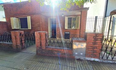Casa a remodelar cerca del SIC Lomas San Isidro