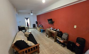 Casa en Gobernador Freyre al 1400