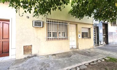 Casa en Gobernador Freyre al 1400