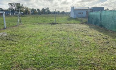 Casa a estrenar 2 dormitorios en Barrio La Raquela. Apto credito!