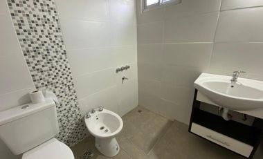 Casa a estrenar 2 dormitorios en Barrio La Raquela. Apto credito!