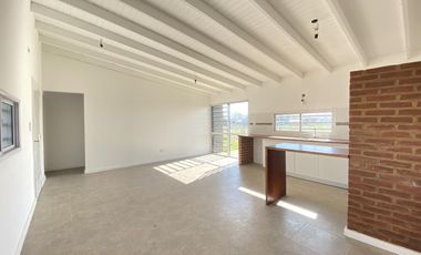 Casa a estrenar 2 dormitorios en Barrio La Raquela. Apto credito!