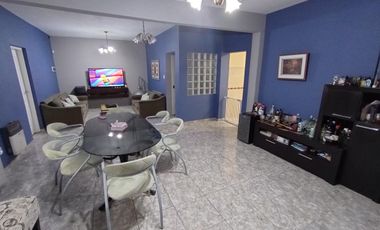 Casa  en venta en Gregorio De Laferrere