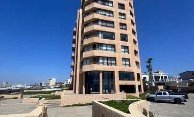 Oceanfront Condo en Venta – Totalmente Amueblado