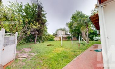 Casa Quinta en venta en Villa Elisa