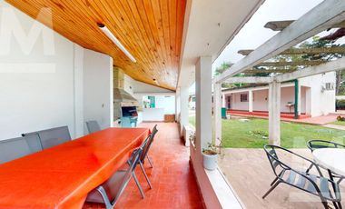 Casa Quinta en venta en Villa Elisa