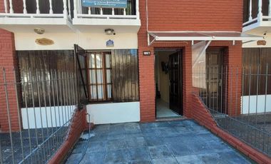 Hermoso Triplex 4 Ambientes con todos los  servicios