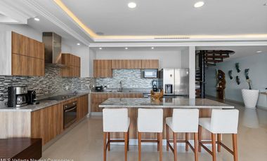 Penthouse en venta en Bucerías frente al mar