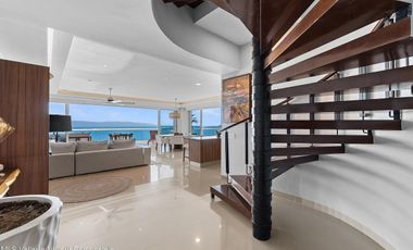 Penthouse en venta en Bucerías frente al mar
