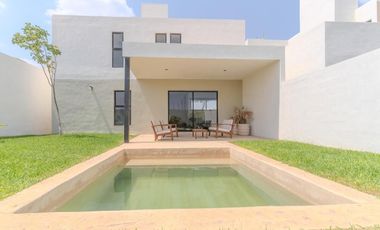 Casa al norte de Mérida Conkal, con seguridad 24 horas