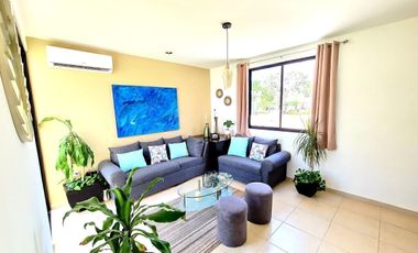 Casa en privada con áreas verdes en Conkal, Mérida