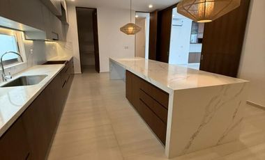 Casa en privada exclusiva en Xcanatún, Mérida