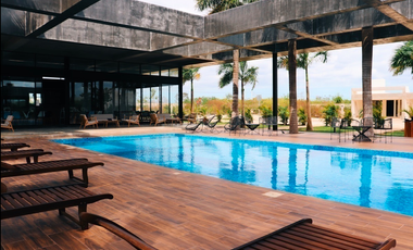 Casa al norte de Mérida Conkal, en privada con salón de eventos