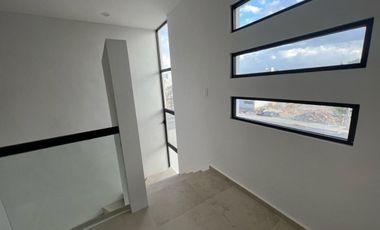 Casa al norte de Mérida Conkal, en privada con salón de eventos