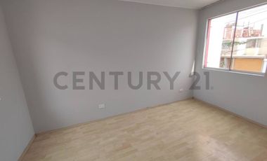 Acogedora casa ¡Vive a pasos del mar en Cedros de Villa!