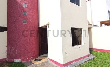 Acogedora casa ¡Vive a pasos del mar en Cedros de Villa!