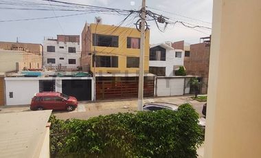 Acogedora casa ¡Vive a pasos del mar en Cedros de Villa!