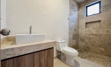 Casa en Conkal con 3 habitaciones, en privada con amenidades.