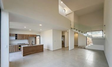 Casa en Conkal con 3 habitaciones, en privada con amenidades.