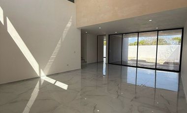 Casa en Temozon de dos plantas
