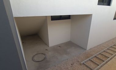Casa en privada con amplio patio en Conkal