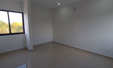 Casa en privada con amplio patio en Conkal