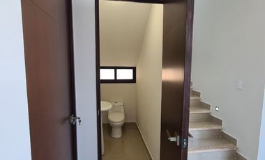 Casa en privada con amplio patio en Conkal