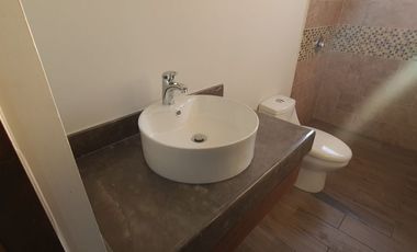 Casa en privada con amplio patio en Conkal