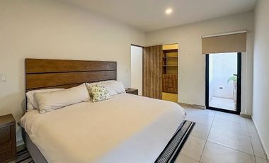 Casa en Conkal con 3 habitaciones, en privada con amenidades.