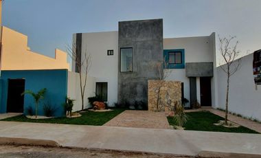 Casa en venta en Conkal, Mérida, con alberca