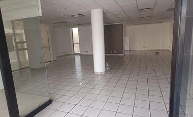 RENTO  LOCAL COMERCIAL EN PLANTA BAJA JUNTO AUDITORIO JOSEFA ORTIZ DE DOMINGUEZ